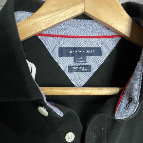 Men’s Tommy Hilfiger Black Polo (Large) - Picture 2 of 3